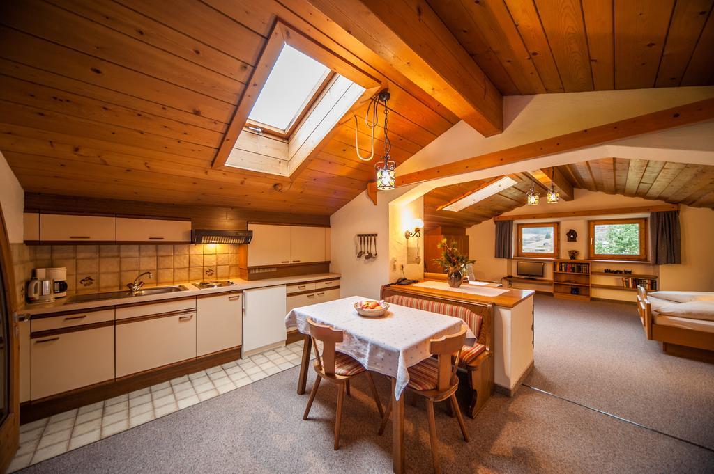 Ferienhaus Larinmos Lermoos Phòng bức ảnh